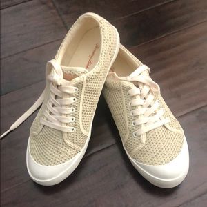 Tommy Bahama sneakers